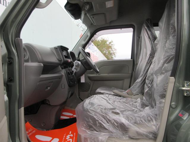 エブリイ ＰＡリミテッド　届出済未使用車　ドアバイザー　ゴムマット　スズキセ－フティサポ－ト　デュアルカメラブレ－キサポ－ト　前後誤発進制御機能　車線逸脱警報機能　ふらつき警報機能　先行車お知らせ機能　ハイビームアシスト（28枚目）