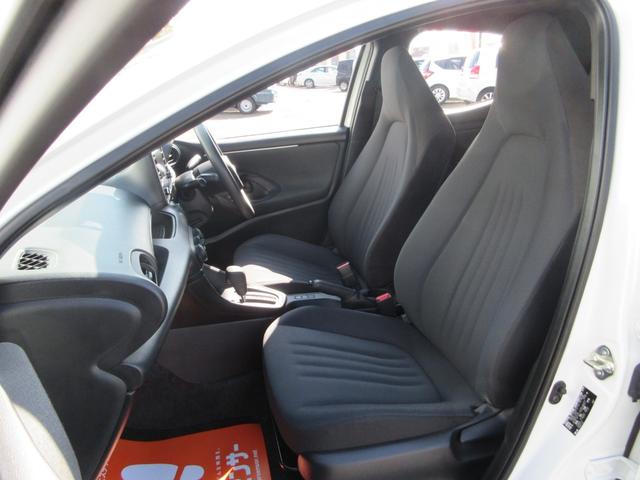 ヤリス X プリクラッシュセーフティ レーンディパーチャーアラート ロードサインアシスト オートマチックハイビーム 純正ディスプレイオーディオ ナビ Bluetooth バックカメラ ドライブレコーダー ETC(26枚目)