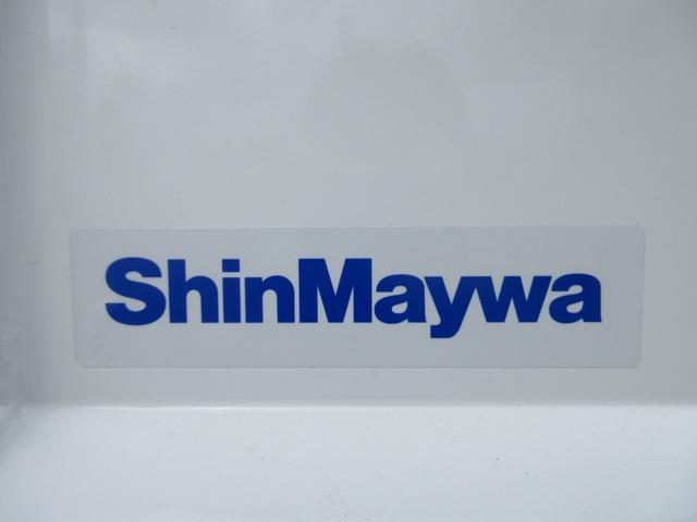 キャリイトラック 頑丈ダンプ 届出済未使用車 ドアバイザー ゴムマット リアセンサー キーレス 5MT 高低速2段切替え式4WD デフロック 鳥居フック マレル式ダンプ機構 ガードフレーム(29枚目)