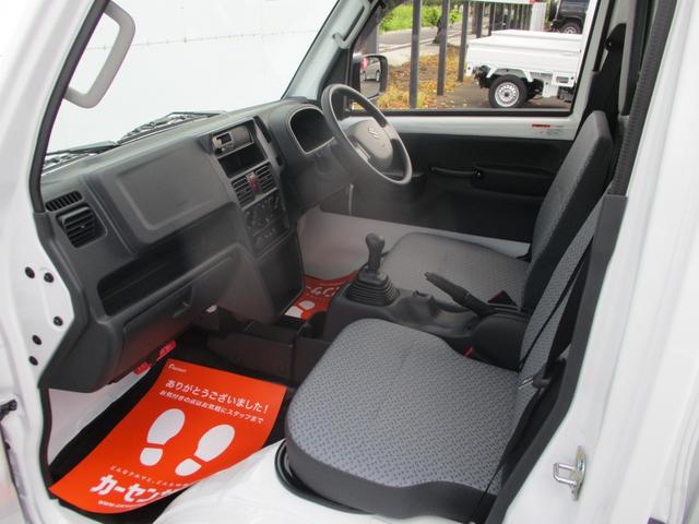 キャリイトラック 頑丈ダンプ 届出済未使用車 ドアバイザー ゴムマット リアセンサー キーレス 5MT 高低速2段切替え式4WD デフロック 鳥居フック マレル式ダンプ機構 ガードフレーム(38枚目)