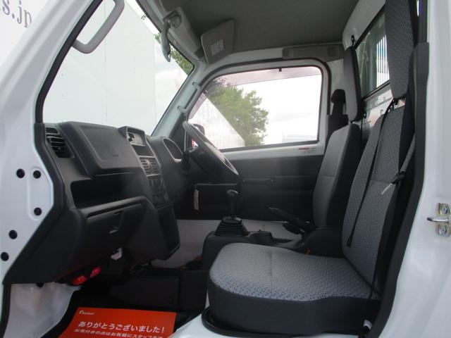 キャリイトラック 頑丈ダンプ 届出済未使用車 ドアバイザー ゴムマット リアセンサー キーレス 5MT 高低速2段切替え式4WD デフロック 鳥居フック マレル式ダンプ機構 ガードフレーム(39枚目)