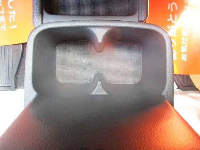 キャリイトラック 頑丈ダンプ 届出済未使用車 ドアバイザー ゴムマット リアセンサー キーレス 5MT 高低速2段切替え式4WD デフロック 鳥居フック マレル式ダンプ機構 ガードフレーム(45枚目)