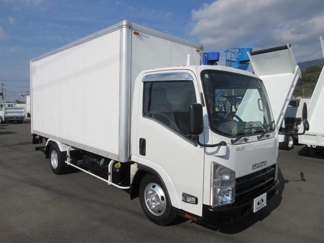 エルフトラック 　パネルバン　パワーゲート付　車両寸法：長６３８ｃｍ　幅１９１ｃｍ　高２８９ｃｍ　箱内寸：長４４８ｃｍ　幅１７７ｃｍ　高１９３ｃｍ　昇降能力１，０００ｋｇ　積載２９５０ｋｇ　サイドドア　バックモニター（15枚目）