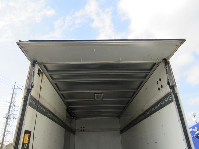 エルフトラック 　パネルバン　パワーゲート付　車両寸法：長６３８ｃｍ　幅１９１ｃｍ　高２８９ｃｍ　箱内寸：長４４８ｃｍ　幅１７７ｃｍ　高１９３ｃｍ　昇降能力１，０００ｋｇ　積載２９５０ｋｇ　サイドドア　バックモニター（23枚目）