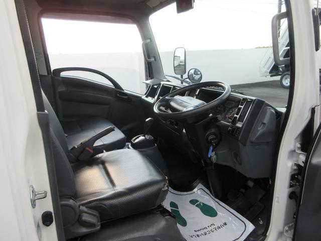 エルフトラック 　パネルバン　パワーゲート付　車両寸法：長６３８ｃｍ　幅１９１ｃｍ　高２８９ｃｍ　箱内寸：長４４８ｃｍ　幅１７７ｃｍ　高１９３ｃｍ　昇降能力１，０００ｋｇ　積載２９５０ｋｇ　サイドドア　バックモニター（36枚目）
