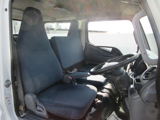 キャンター Ｗキャブロング　荷台内寸：長３３１ｃｍ　幅１７９ｃｍ　地上高８５ｃｍ　積載２，０００ｋｇ　車両総重量４，８６０ｋｇ　極東製垂直パワーゲート　リモコン　昇降能力６００ｋｇ　社外メモリーナビ　ワンセグ　ＥＴＣ　ドラレコ（27枚目）