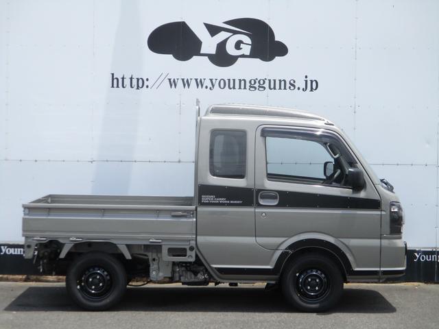 スーパーキャリイ Xリミテッド 届出済未使用車 4WD 5MT ドアバイザー ゴムマット アッパーメンバーガード 荷台マット キーレス デュアルカメラブレ-キサポ-ト 前後誤発進制御機能 車線逸脱警報機能 ハイビームアシスト(16枚目)