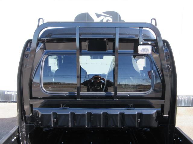 スーパーキャリイ X 届出済未使用車 4WD 5MT ドアバイザー フロアマット アッパーメンバーガード 荷台マット デュアルカメラブレ-キサポ-ト 前後誤発進制御機能 車線逸脱警報機能 ハイビームアシスト(22枚目)