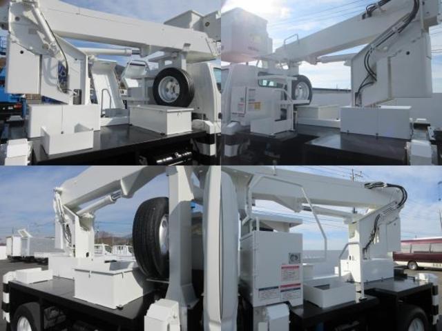 デュトロ 　タダノＡＴ－１２１　作業床高１２ｍ　積載荷重２００ｋｇ　　アワーメーター４７４０時間　６ＭＴ　車両寸法（車検証記載）：長４５５ｃｍ　幅１８８ｃｍ　高３１８ｃｍ　積載量１００ｋｇ　車両総重量６３７０ｋｇ（9枚目）