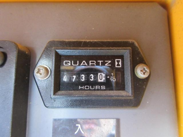 デュトロ 　タダノＡＴ－１２１　作業床高１２ｍ　積載荷重２００ｋｇ　　アワーメーター４７４０時間　６ＭＴ　車両寸法（車検証記載）：長４５５ｃｍ　幅１８８ｃｍ　高３１８ｃｍ　積載量１００ｋｇ　車両総重量６３７０ｋｇ（40枚目）