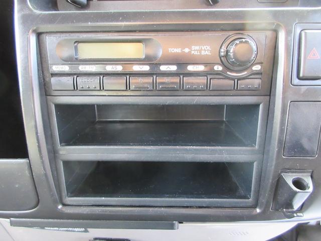 デュトロ 　タダノＡＴ－１２１　作業床高１２ｍ　積載荷重２００ｋｇ　　アワーメーター４７４０時間　６ＭＴ　車両寸法（車検証記載）：長４５５ｃｍ　幅１８８ｃｍ　高３１８ｃｍ　積載量１００ｋｇ　車両総重量６３７０ｋｇ（52枚目）