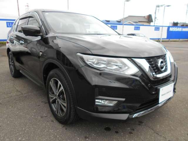 エクストレイル ２．０　２０Ｘｉ　　純正９インチブルーレイ対応メモリーナビ　アイドリングストップ車　ＬＥＤヘットライト　Ｒカメラ　盗難防止装置　インテリキー　レーンキープアシスト　ＥＴＣ　キーフリー　ＴＶナビ　オートエアコン　アルミホイール　メモリーナビ　ＡＢＳ　サイドカメラ（8枚目）