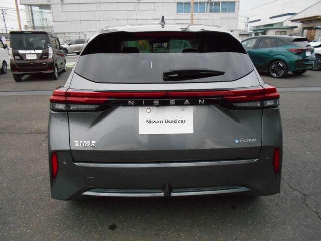 オーラ Ｇ　レザーエディション　寒冷地仕様　追突防止　レーダークルーズ　本革　車線逸脱警報装置　ＬＥＤ　盗難防止　記録簿　バックモニター　ＥＴＣ　インテリジェントキー　メモリーナビゲーション　ＡＷ　キーレスエントリー　　ＡＢＳ（4枚目）