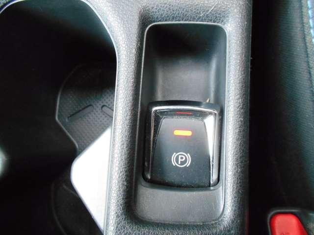 リーフ Ｘ　プロパイロット　ＬＥＤライト　レーンアシスト　ＬＥＤ　Ｂカメラ　イモビライザー　メモリーナビ　パワーウィンドウ　オートエアコン　Ｗエアバッグ　サイドエアバッグ　エアバッグ　ワンオーナー　ナビＴＶ　キーフリー　ＡＢＳ　ワンセグＴＶ（20枚目）