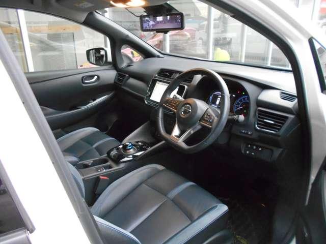 リーフ e+ G 純正9インチメモリーナビ 62KWモデル インテリジェントアラウンドビューモニター LEDヘッド インテリジェントキー レーダークルコン 車線逸脱 メモリーナビ ETC パーキングアシスト サイドカーテンエアバック Bカメラ キーフリー AC(11枚目)