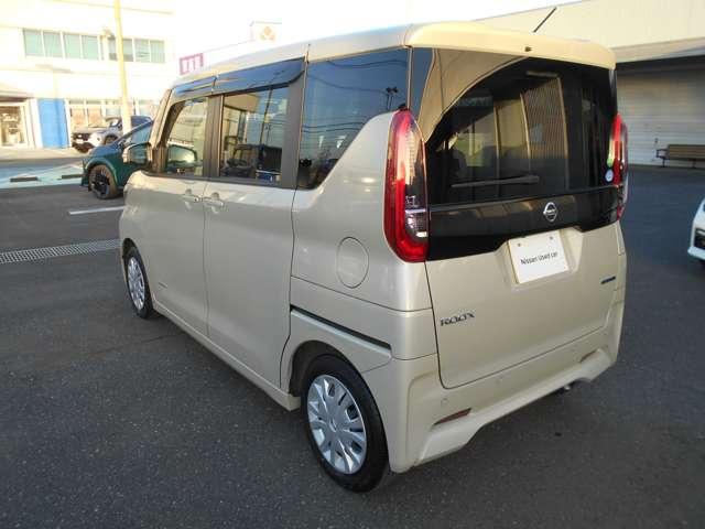 ルークス ６６０　Ｘ　純正９インチメモリーナビ　アラモニ　前後衝突軽減ブレーキ　ワンオーナー車　車線逸脱防止　ＥＴＣ　スマートキー　キーフリー　ｉ－ｓｔｏｐ　フルオートエアコン　パワーウインドウ　バックカメラ　盗難防止　カーテンエアバッグ　ＡＢＳ（7枚目）