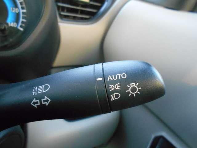 ルークス ６６０　Ｘ　純正９インチメモリーナビ　アラモニ　前後衝突軽減ブレーキ　ワンオーナー車　車線逸脱防止　ＥＴＣ　スマートキー　キーフリー　ｉ－ｓｔｏｐ　フルオートエアコン　パワーウインドウ　バックカメラ　盗難防止　カーテンエアバッグ　ＡＢＳ（20枚目）