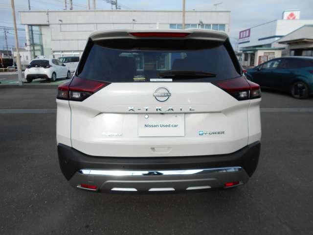 エクストレイル G e-4ORCE 1オーナー パークアシスト 禁煙 LEDヘッドランプ ナビTV スマートキー レーダークルーズ LKA キーフリー ETC 4WD アルミホイール メモリーナビ 記録簿 ドライブレコーダー PS PW(4枚目)