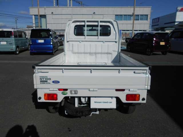 ＮＴ１００クリッパートラック ＤＸ　Ｗエアバッグ　運転席エアバック　ＰＳ　４ＷＤ　エアコンパワステ　ＡＢＳ（7枚目）