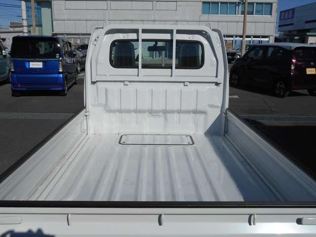 ＮＴ１００クリッパートラック ＤＸ　Ｗエアバッグ　運転席エアバック　ＰＳ　４ＷＤ　エアコンパワステ　ＡＢＳ（8枚目）