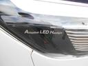周囲の明るさに応じ光量を可変させるアダプティブヘッドライト装備。このターボグレードのみ装備されています。