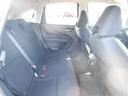 しっかりとしたシートと広いスペースが確保された後部座席です。大切なゲストをお迎え頂いてもゆったりとお過ごし頂ける空間がそこにはございます。