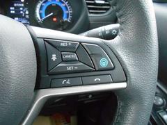 �������롢�֥졼�����ϥ�ɥ���������Ū�˹Ԥ����֤��ɽ�����ץ��ѥ����å��դ��Ƥޤ��� 4