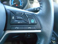 �������롢�֥졼�����ϥ�ɥ���������Ū�˹Ԥ����֤��ɽ�����ץ��ѥ����å��դ��Ƥޤ��� 4