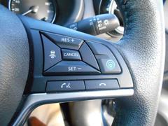 �������롢�֥졼�����ϥ�ɥ���������Ū�˹Ԥ����֤��ɽ�����ץ��ѥ����å��դ��Ƥޤ��� 4