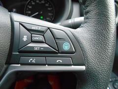 �������롢�֥졼�����ϥ�ɥ���������Ū�˹Ԥ����֤��ɽ�����ץ��ѥ����å��դ��Ƥޤ��� 4