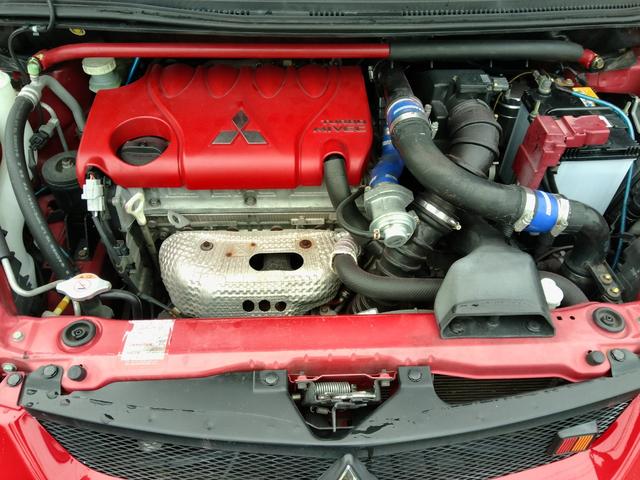 コルト ラリーアート バージョンR 4G15型MIVECターボエンジン 5速MT ランエボレッドソリッドに新規全塗装! ナビ バックカメラ ETC HIDヘッドライト 社外ブースト計 社外16インチアルミ Wエアバック ABS ESC(34枚目)