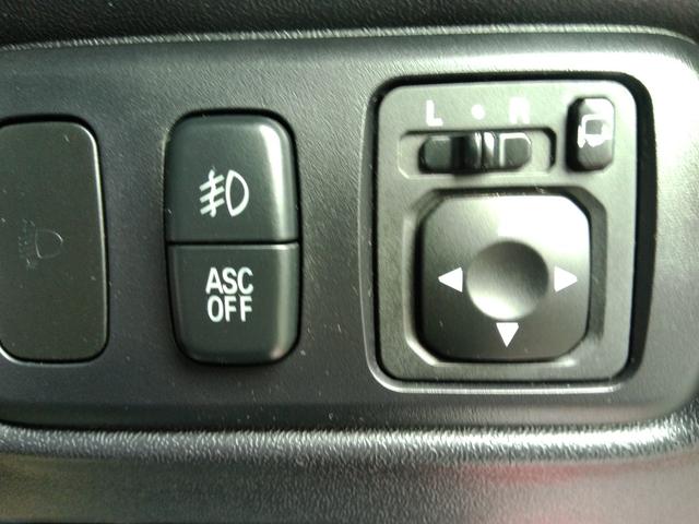 コルト ラリーアート バージョンR 4G15型MIVECターボエンジン 5速MT ランエボレッドソリッドに新規全塗装! ナビ バックカメラ ETC HIDヘッドライト 社外ブースト計 社外16インチアルミ Wエアバック ABS ESC(51枚目)