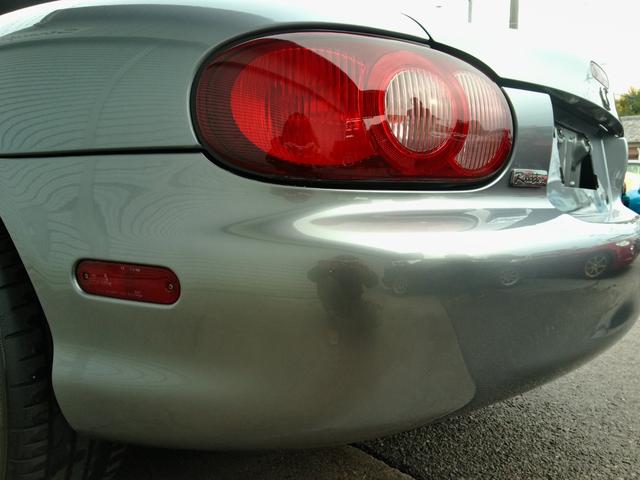 ロードスター RS 最終型!6速MT!チタニウムグレーメタリックII ブラックレザーシート BOSEサウンドシステムCD/MD スピーカー付きウインドデフレクター 専用16インチアルミ ETC Wエアバック(25枚目)