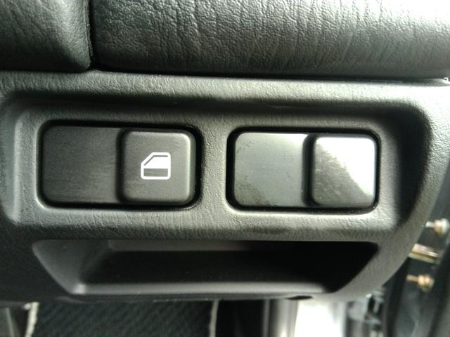 ロードスター RS 最終型!6速MT!チタニウムグレーメタリックII ブラックレザーシート BOSEサウンドシステムCD/MD スピーカー付きウインドデフレクター 専用16インチアルミ ETC Wエアバック(44枚目)