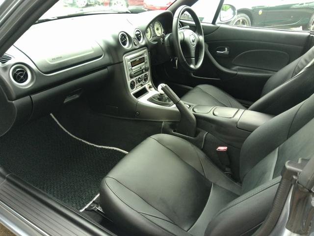 ロードスター RS 最終型!6速MT!チタニウムグレーメタリックII ブラックレザーシート BOSEサウンドシステムCD/MD スピーカー付きウインドデフレクター 専用16インチアルミ ETC Wエアバック(50枚目)