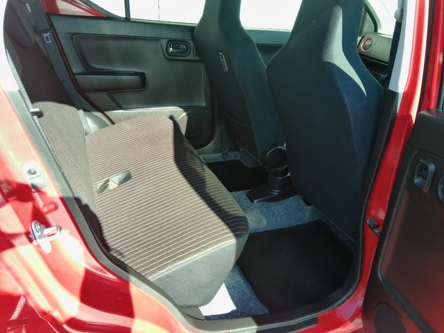 アルトターボＲＳ ベースグレード　インパネ５ＡＧＳ　レーダーブレーキサポート　Ｗエアバック　ＡＢＳ　衝突安全ボディ　ＨＩＤオートヘッドライト　スマートキー　プッシュスタート　メッキドアミラーカバードアハンドルガード　シートヒーター（64枚目）