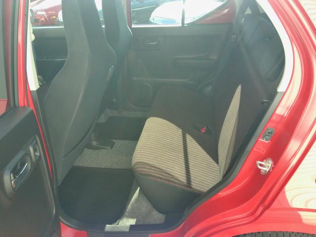 アルトターボＲＳ ベースグレード　インパネ５ＡＧＳ　レーダーブレーキサポート　Ｗエアバック　ＡＢＳ　衝突安全ボディ　ＨＩＤオートヘッドライト　スマートキー　プッシュスタート　メッキドアミラーカバードアハンドルガード　シートヒーター（68枚目）