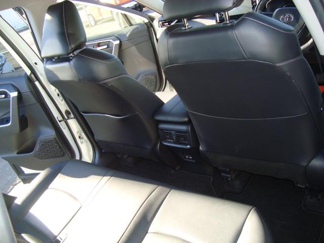 ＲＡＶ４ Ｇ　Ｚパッケージ　４ＷＤ　ナビフルセグテレビバックカメラ　アラウンドビューモニタ　ワンオーナーＢＳＭ　Ｂｌｕｅｔｏｏｔｈ　サンルーフ純正１９インチＡＷ（28枚目）
