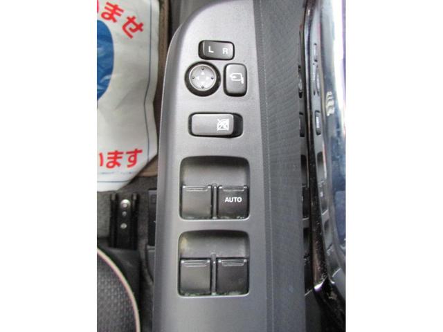 アルトラパン 10thアニバーサリーリミテッド 運転席シートヒーター ETC 純正アルミホイールタイヤ 盗難防止システム CD 走行距離7万キロ以下 キーレス キーフリー ベンチシート ドライブレコーダー 衝突安全ボディ オートエアコン ABS(16枚目)