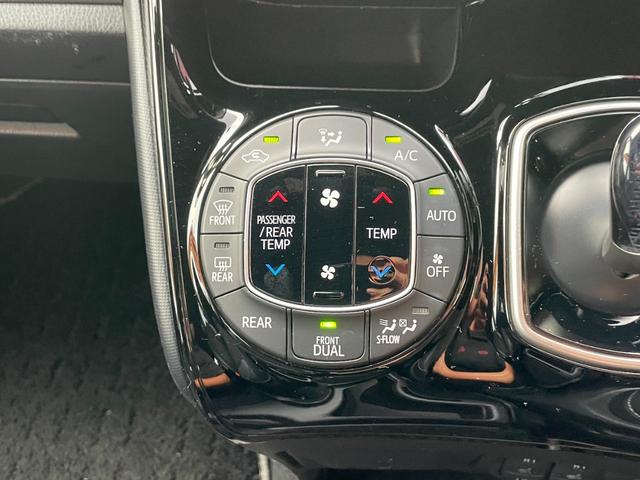 ノア ハイブリッドＳｉ　ダブルバイビーＩＩ　１０型純正ナビ　Ｂカメラ　両側Ｐスライド　衝突軽減Ｂ　シートヒーター　ＥＴＣ２．０　ロールシェード　シートバックテーブル　ワンオーナー　Ａハイビーム（10枚目）
