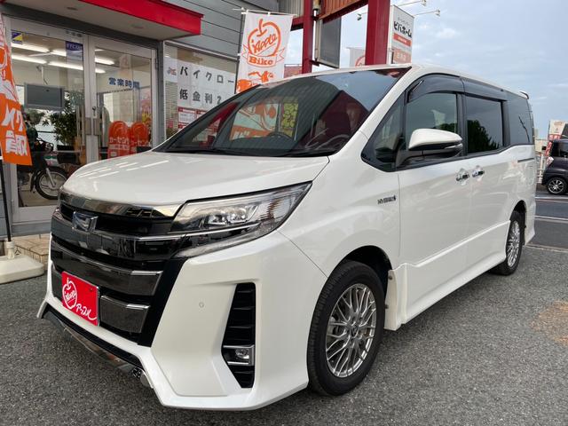 ノア ハイブリッドＳｉ　ダブルバイビーＩＩ　１０型純正ナビ　Ｂカメラ　両側Ｐスライド　衝突軽減Ｂ　シートヒーター　ＥＴＣ２．０　ロールシェード　シートバックテーブル　ワンオーナー　Ａハイビーム（51枚目）