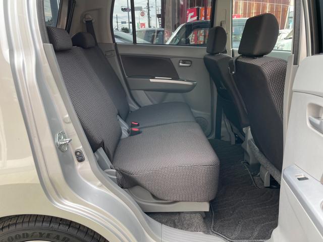 AZワゴン Bカメラ スマートキー ダウンサス 革巻ステアリング ETC ライトレベライザー シェードガラス アームレスト 社外アルミ(33枚目)