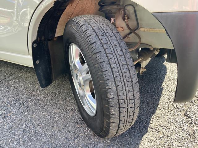 ハイゼットカーゴ 　社外アルミ　純正オーディオ　キーレス　ライトレベライザー　ＥＴＣ　Ｉ－ＳＴＯＰ（13枚目）