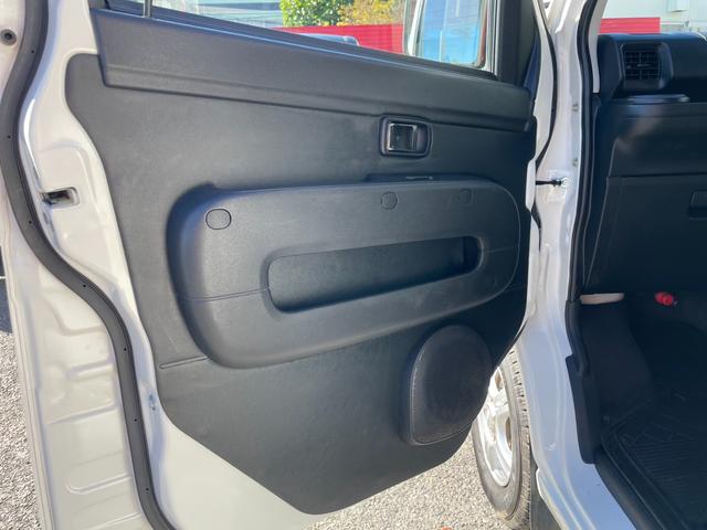 ハイゼットカーゴ 　社外アルミ　純正オーディオ　キーレス　ライトレベライザー　ＥＴＣ　Ｉ－ＳＴＯＰ（24枚目）