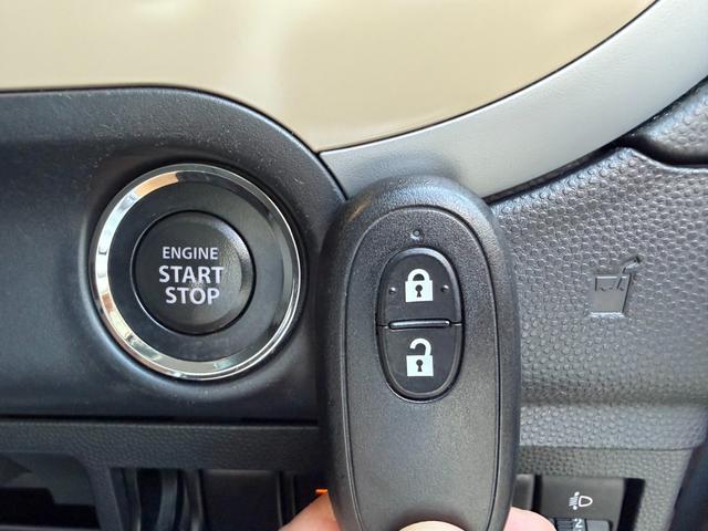 アルトラパン ＸＬ　スマートキー　アイドリングストップ　電動格納ミラー　シートヒーター　ベンチシート　ＣＶＴ　盗難防止システム　ＡＢＳ　ＣＤ　アルミホイール　衝突安全ボディ　エアコン　パワーステアリング　パワーウィンドウ（7枚目）