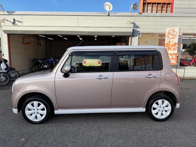 アルトラパン ＸＬ　スマートキー　アイドリングストップ　電動格納ミラー　シートヒーター　ベンチシート　ＣＶＴ　盗難防止システム　ＡＢＳ　ＣＤ　アルミホイール　衝突安全ボディ　エアコン　パワーステアリング　パワーウィンドウ（22枚目）