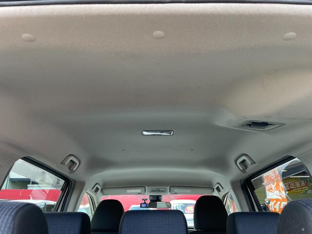 シエンタ ハイブリッドＧ　両側電動スライド　衝突軽減Ｂ　Ｂカメラ　社外アルミ　純正ナビ　フルセグ　スマートキー　ＬＥＤヘッドライト　フォグライト　ＬＤＡ　Ａハイビーム（35枚目）