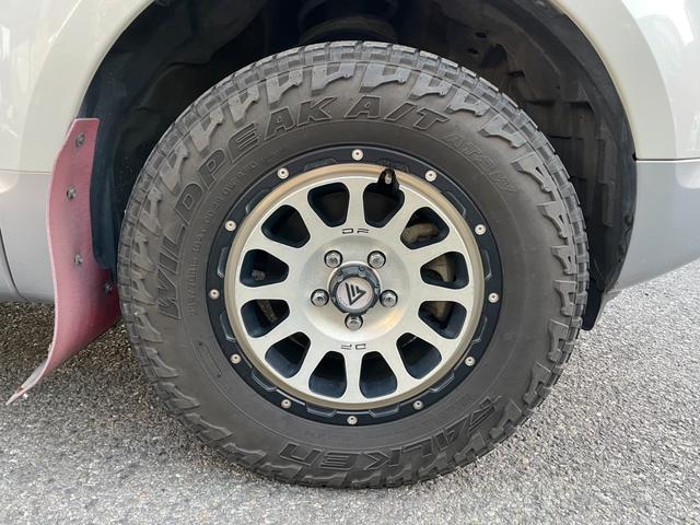 デリカD:5 シャモニー 4WD 両側電動スライド B/S/Fカメラ デルタフォース16AW AC100V電源 キセノンH/L イエローフォグ マッドガード(15枚目)