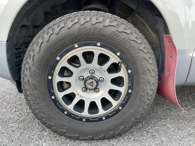 デリカD:5 シャモニー 4WD 両側電動スライド B/S/Fカメラ デルタフォース16AW AC100V電源 キセノンH/L イエローフォグ マッドガード(17枚目)