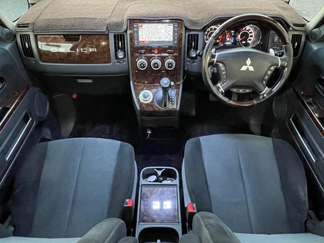 デリカD:5 シャモニー 4WD 両側電動スライド B/S/Fカメラ デルタフォース16AW AC100V電源 キセノンH/L イエローフォグ マッドガード(19枚目)